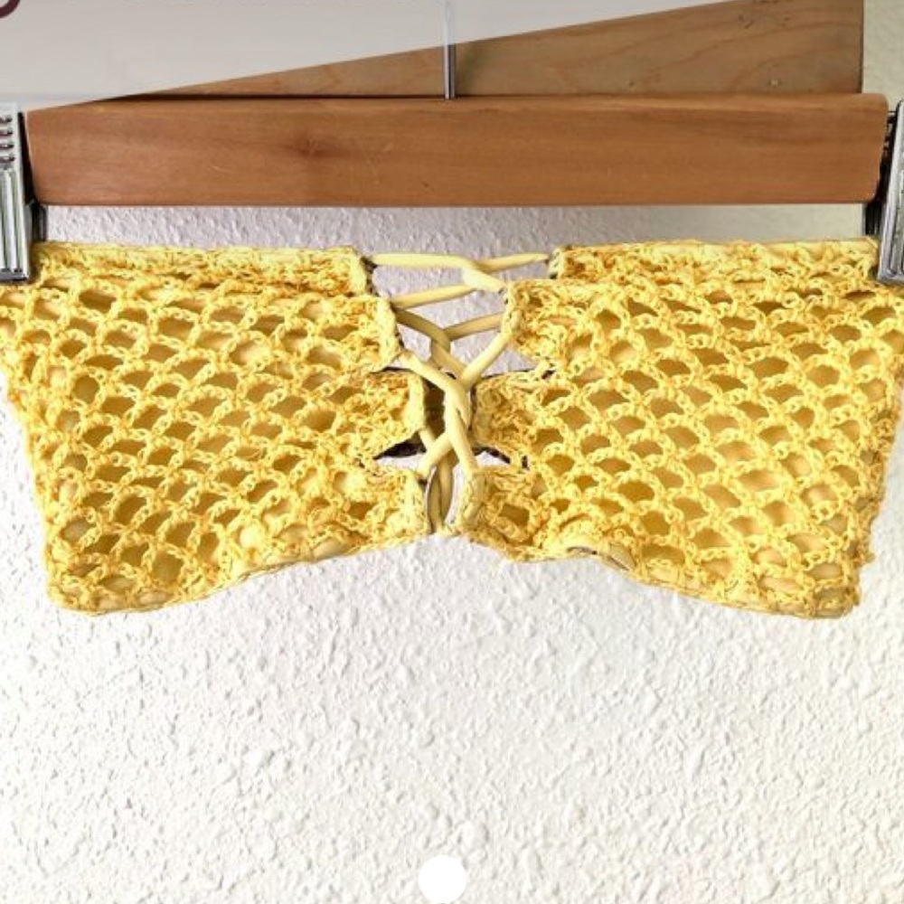 Acacia Swimwear Starfruit Crochet Como Top Bandeau